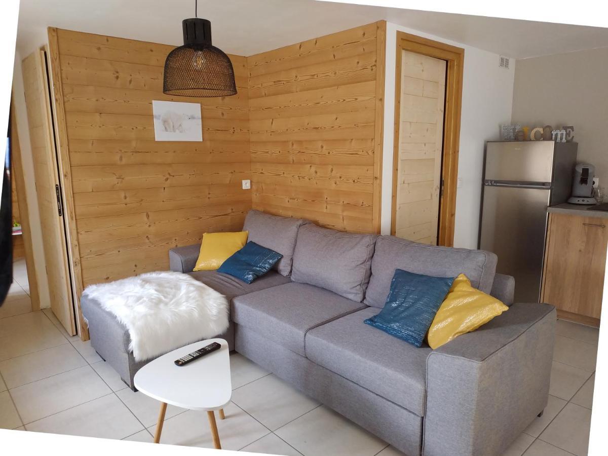 Maison D'Hotes Des Bassins D'Oche Saint-Paul-en-Chablais Luaran gambar